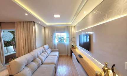 Apartamento à venda no Condomínio Vila Gramado, no bairro Vista Alegre em Vinhedo, São Paulo.