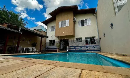 Casa à venda em Campinas, Vila Nogueira, com 3 quartos, com 178 m²