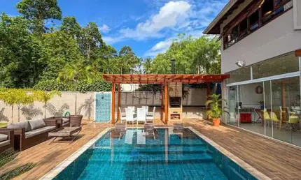 Sobrado à venda em Valinhos, Dois Córregos, com 4 quartos, com 374.3 m²