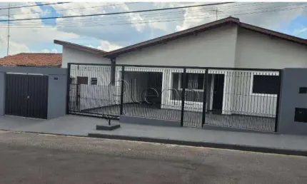 Casa à venda em Campinas, Vila Industrial, com 4 quartos, com 215 m²