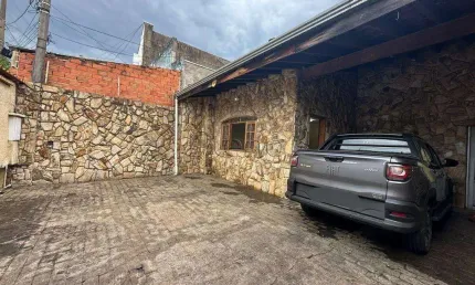 Casa à venda em campinas, vila industrial, com 2 suítes, com 170 m²