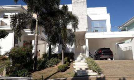 Sobrado à venda em Valinhos, Santa Cruz, com 3 suítes, com 302 m², Residencial Terras do Caribe