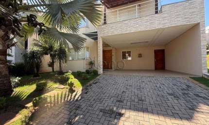 Casa à venda Condomínio Reserva dos Vinhedos, no bairro Capivari em Louveira - São Paulo.