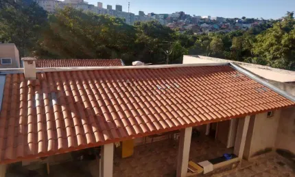 Casa à venda em Campinas, Parque Jambeiro, com 2 quartos, com 110 m²