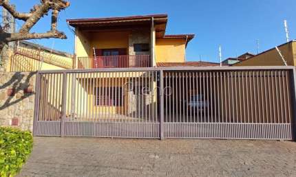 Casa à venda no Jardim Campos Elíseos, 3 quartos - Campinas.
