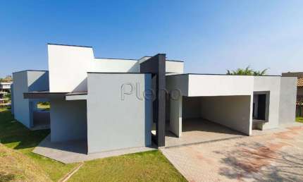 Casa à venda com 3 suítes no Residencial Jardim Primavera, Louveira.
