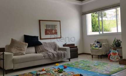 Casa à venda com 3 quartos no Jardim Monte Verde, Valinhos.