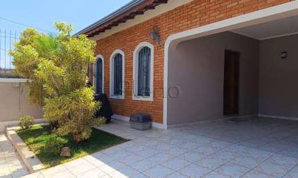 Casa à venda em Campinas, Jardim do Trevo, com 3 quartos, com 220 m²