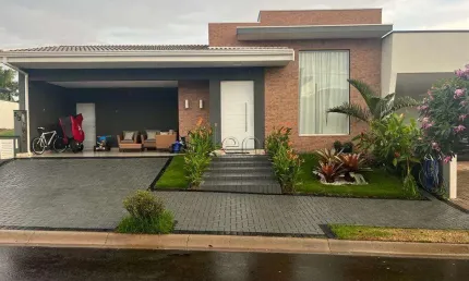 Casa à venda com 3 quartos no Residencial Club Portinari, Paulínia.