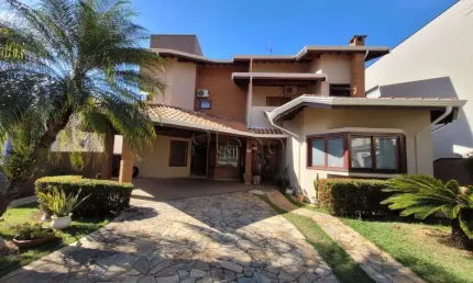Casa à venda no Condomínio Residencial Terras do Caribe, no bairro Santa Cruz em Valinhos - São Paulo!