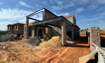 Casa à venda em Indaiatuba, Jardim Indaiatuba Golf, com 4 suítes, com 450 m²