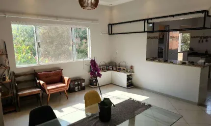 Casa à venda em Valinhos, Capuava, com 2 quartos, com 200 m², Residencial Tabatinga