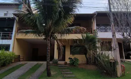 Casa a Venda no Condomínio Residencial São Joaquim em Valinhos, no bairro Roncáglia.