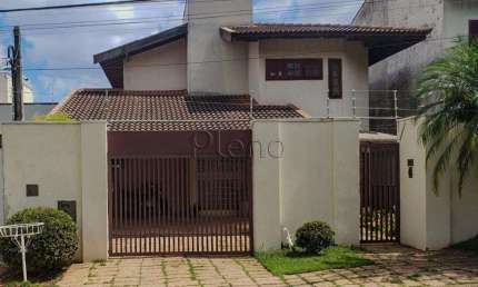 Casa à venda em Campinas, Jardim das Paineiras, com 3 suítes, com 249.43 m²