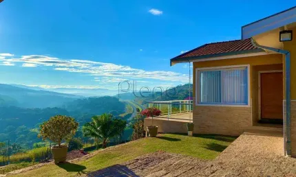 Casa à venda em Valinhos, Santana dos Cuiabanos, com 2 suítes, com 370 m², Condomínio Parque Suiço