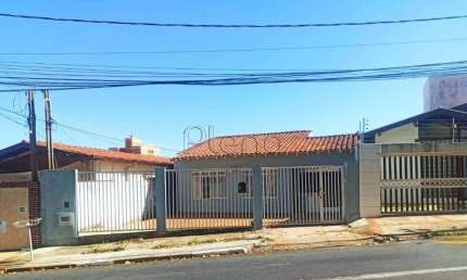 Casa à venda em Campinas, Jardim das Paineiras, com 3 quartos, com 166 m²