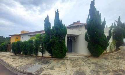 Casa à venda em Indaiatuba, Jardim Regente, com 3 quartos, com 220 m²