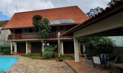 Sobrado à venda em Campinas, Parque Taquaral, com 4 quartos, com 500 m²
