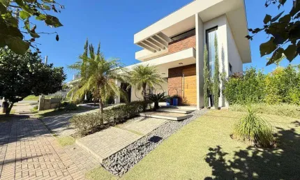 Casa térrea à venda no Condomínio Campo de Toscana em Vinhedo, São Paulo.