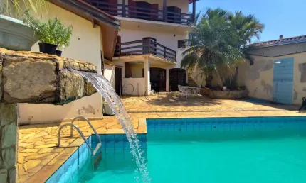 Sobrado à venda em Campinas, Jardim Quarto Centenário, com 4 quartos, com 407 m²