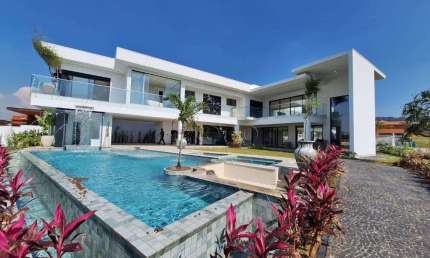 Sobrado à venda em Itupeva, Serra Azul, com 4 suítes, com 750 m², Fazenda Serra Azul I
