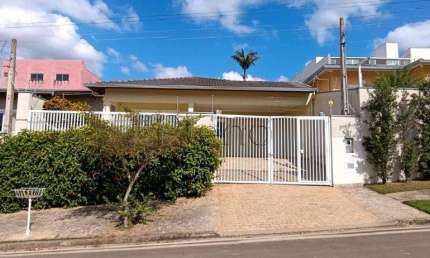 Casa à venda em Valinhos, Capuava, com 3 quartos, com 184 m²