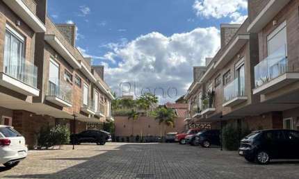 Sobrado para alugar em Campinas, Parque Taquaral, com 3 suítes, com 240 m², Quinta de Miranda