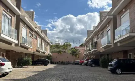 Sobrado à venda em Campinas, Parque Taquaral, com 3 suítes, com 240 m², Quinta de Miranda