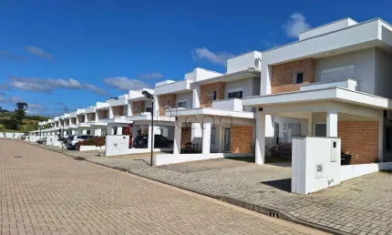 Sobrado à venda em Valinhos, Pinheiro, com 3 suítes, com 145 m², Villa Dorata Residenziale