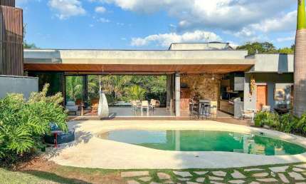 Sobrado à venda e para alugar em Campinas, Chácara Bela Vista, com 5 suítes, com 446.1 m²