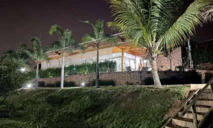 Chácara à venda em indaiatuba, colinas do mosteiro de itaici, com 3 suítes, com 2500 m²