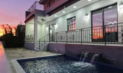 Sobrado à venda em campinas, alphaville dom pedro, com 5 suítes, com 455.87 m²