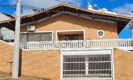Casa à venda em vinhedo, centro, com 3 quartos, com 289.48 m²