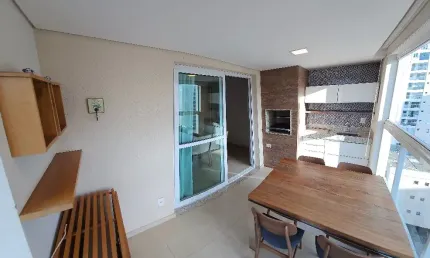 Apartamento Semi-Mobiliado de Alto Padrão com Varanda Gourmet em Copacabana!
