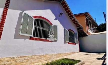Casa para Venda em Itajubá, Varginha, 4 dormitórios, 2 suítes, 3 banheiros, 3 vagas