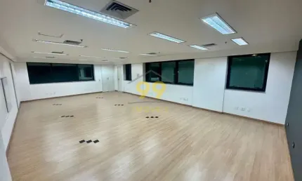 Casa comercial para alugar na Rua Carmo do Rio Verde, 241, Jardim Caravelas, São Paulo