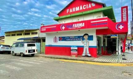 Imóvel comercial à venda na Av. principal no Centro de Navegantes, Ótima opção p