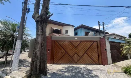 Sobrado com 3 dormitórios à venda, 140 m² por R$ 1.400.000,00 - Jardim Campo Grande - São Paulo/SP