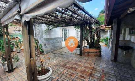Casa com 4 dormitórios para alugar, 265 m² por R$ 8.264,23/mês - Santa Tereza - Belo Horizonte/MG