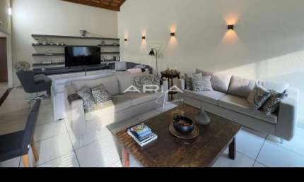 Casa- Chácara à VENDA em condomínio , ALVORADA DO SUL - PR. Com 5 Suites.