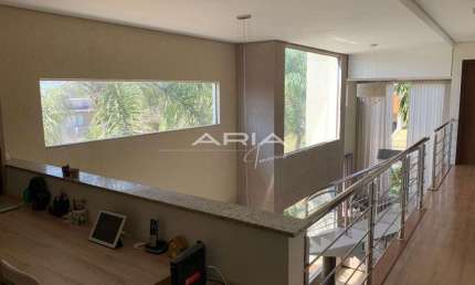 Sobrado com 3 quartos sendo 1 suíte com gourmet - Esperança - Londrina PR