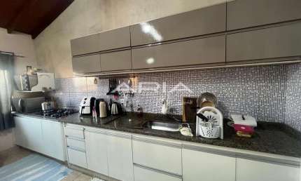 Casa a venda no Jd Bandeirantes com 3 dormitório em Londrina PR