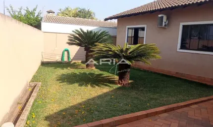 Casa à venda com 3 quartos sendo 1 suíte, 130m², Jardim Acapulco - Londrina/PR