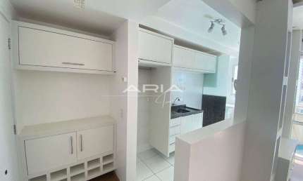 Apartamento à venda no Condomínio Pateo Aurora, na zona Sul de Londrina PR