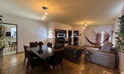 Casa para venda no Guanabara na zona sul de Londrina PR