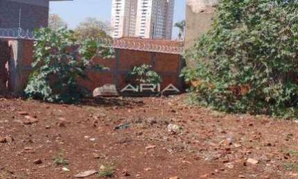Terreno à venda na Rua Itapicuru, 288, Aparecida, Londrina