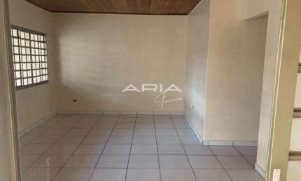 Casa com 4 dormitórios à venda, Conjunto Semiramis Barros Braga - Londrina PR