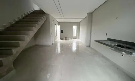 Casa Sobrado para LOCAÇÃO no Parque Tauá Externo - Abussafe - Londrina PR