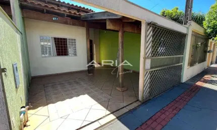 Casa para LOCAÇÃO com 3 quartos e 2 vagas na região Leste de Londrina PR