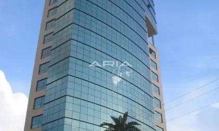 Studio para alugar, 48 m  por R  2.110 mês - Centro - Londrina PR